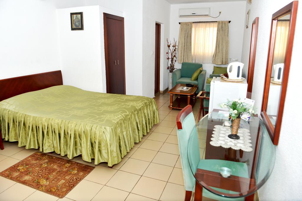 Paradise Hotel Lomé Extérieur photo